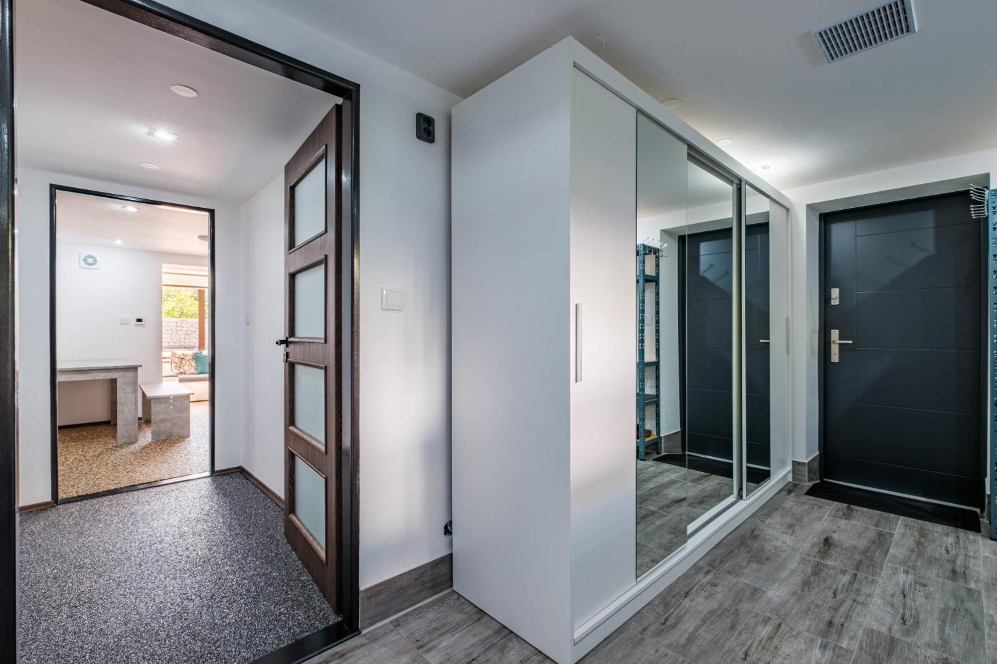 Apar7Man Jizerske Hory Apartment Hejnice Exterior photo
